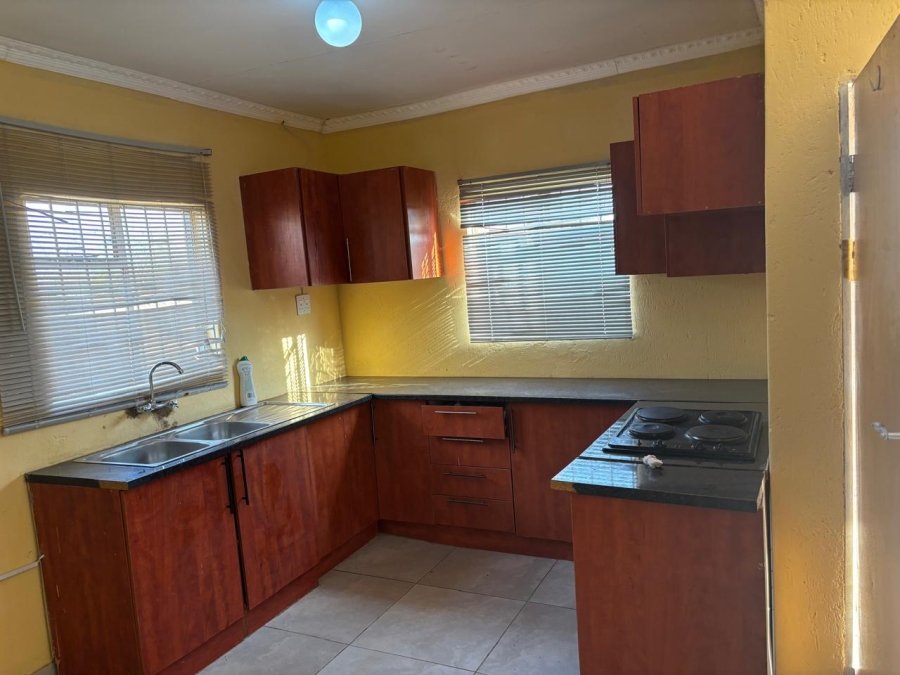 To Let 3 Bedroom Property for Rent in Mmabatho Unit 14 North West